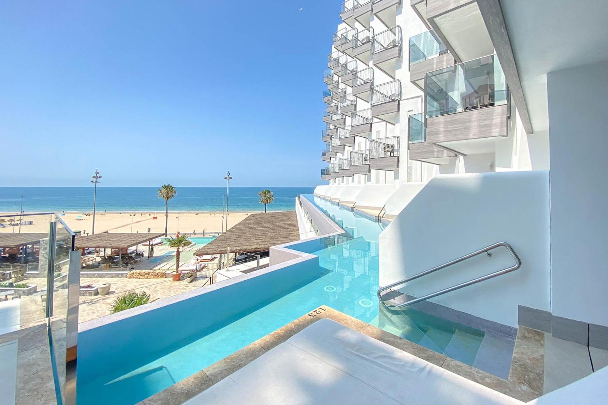 Cadiz Bahia By Qhotels Exterior photo