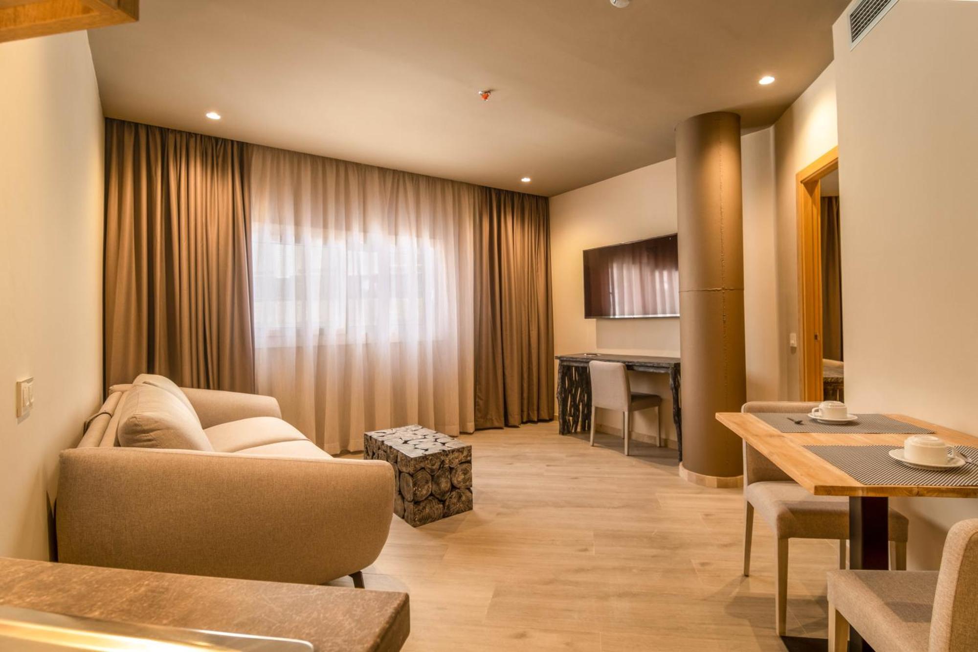 Cadiz Bahia By Qhotels Room photo