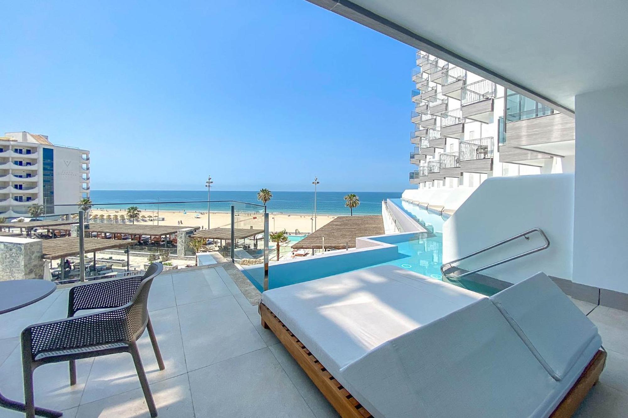 Cadiz Bahia By Qhotels Room photo